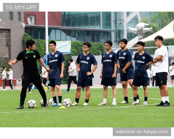 俱乐部青训教练考核机制改革促进教学质量提升，俱乐部教练员职责